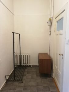 Mieszkanie 3-4 pokoje, balkon, centrum