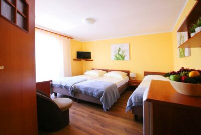 Na sprzedaż Hotel z restauracją i salonem gier !