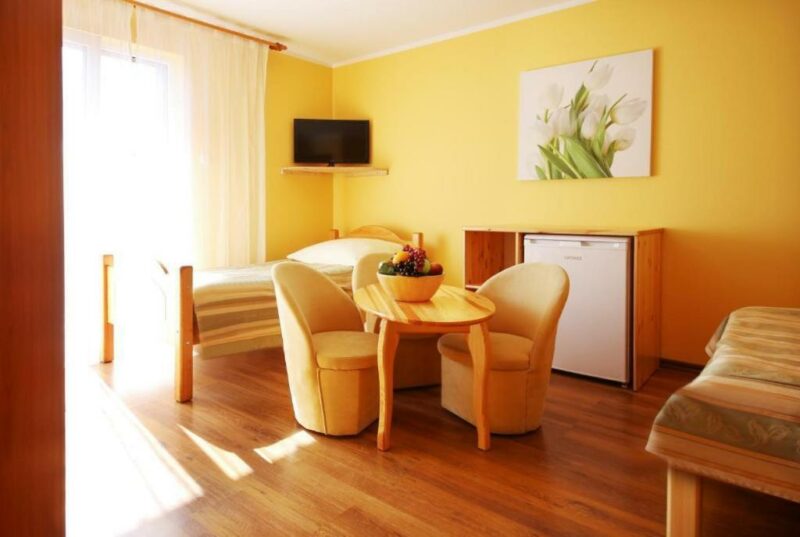 Na sprzedaż Hotel z restauracją i salonem gier !