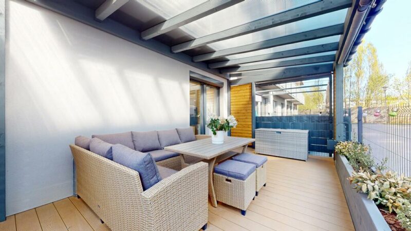 Apartament z ogródkiem i miejscem parkingowym.