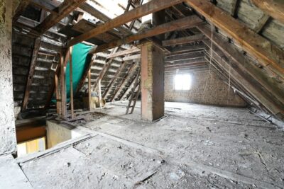 Pyrzyce, dom z piwnicą i garażem działka 458 m2