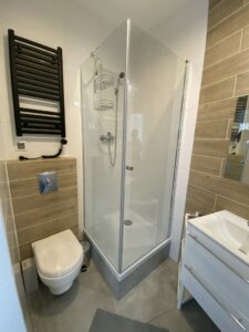 Po remoncie/3 pok./52 m2/piwnica