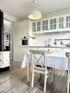 Komfortowy Apartament 4 Pokoje, Ogród i Taras