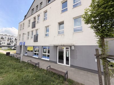 Przestronny lokal przy McDonalds - Szczecińska
