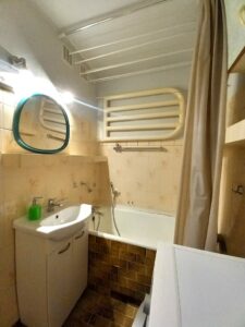 Rozkładowe 2 pok. 49 m2 balkon Os. Reda Gumieńce