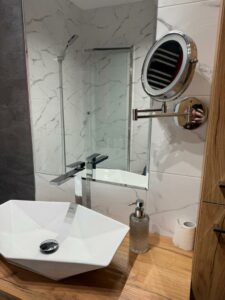3 pokoje, klimatyzacja, balkon z markizą, Police