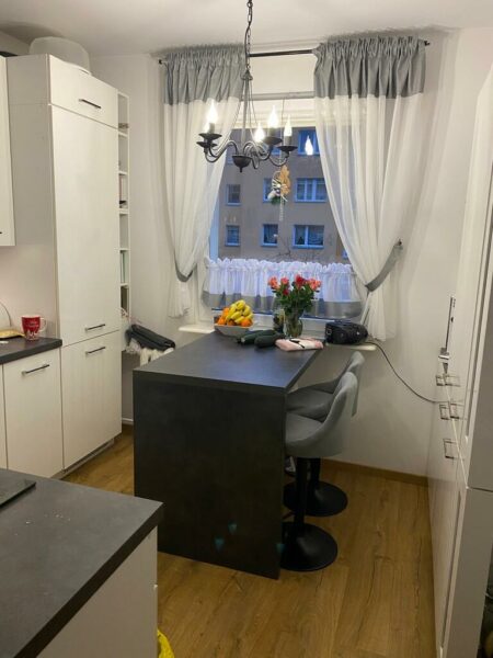 3 pokoje, klimatyzacja, balkon z markizą, Police