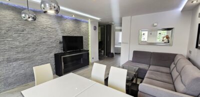 Komfortowe 2 pokoje w centrum Polic