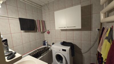 2 pokoje, balkon, parter-os. Słoneczne