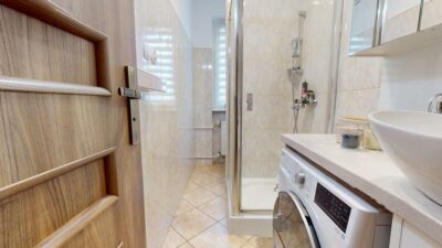 3-pokojowe mieszkanie gotowe do zamieszkania.