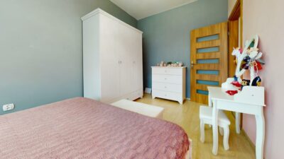 3-pokojowe mieszkanie gotowe do zamieszkania.