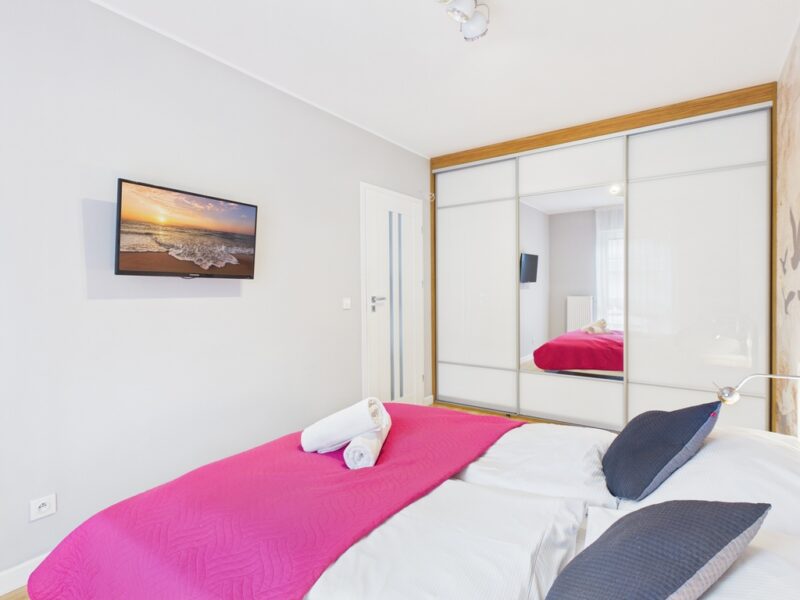 Wygodny apartament z balkonem w Pogorzelicy