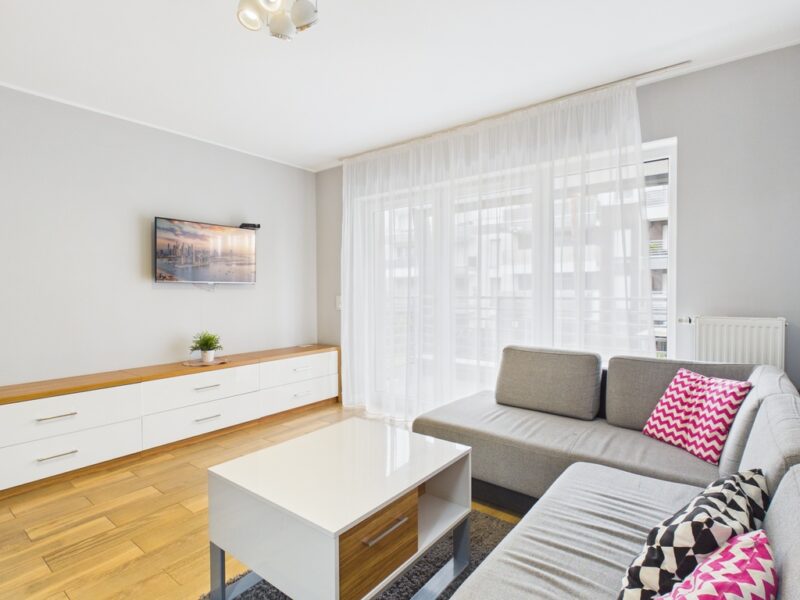 Wygodny apartament z balkonem w Pogorzelicy