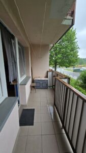 2 pokoje, balkon, parter-os. Słoneczne