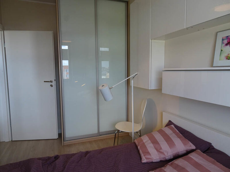 Centrum. Umebl. apartament 2pok. balkon 2300+340