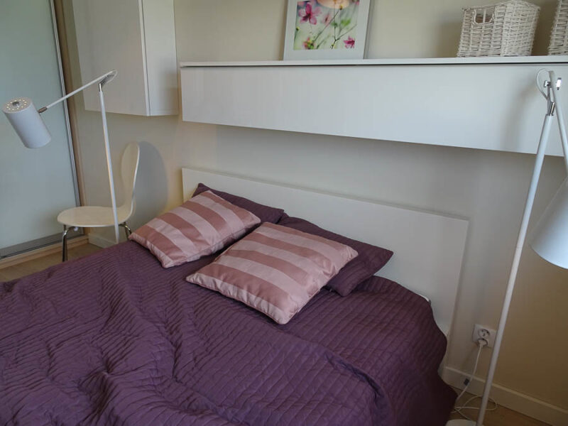 Centrum. Umebl. apartament 2pok. balkon 2300+340