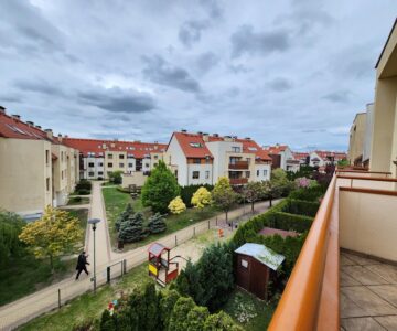 3 pokoje z balkonem -Dolina Słońca