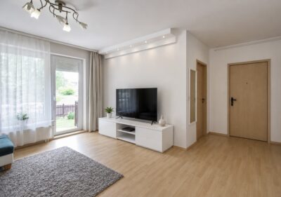 2 pokoje z ogródkiem i garażem - Mierzyn