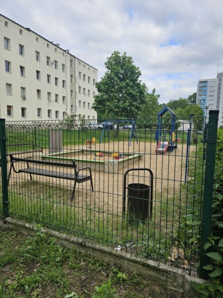 Po generalnym remoncie 3 pokoje ,balkon !!