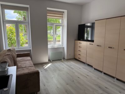 Kawalerka przy parku, Wały Chrobrego