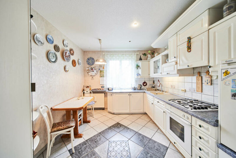 Piękne mieszkanie na Pogodnie z ogrodem i garażem