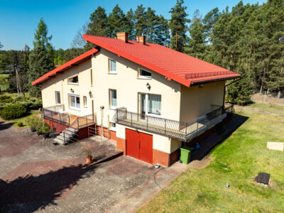 Dom z prywatnym lasem Obelzanki gm. Wronki