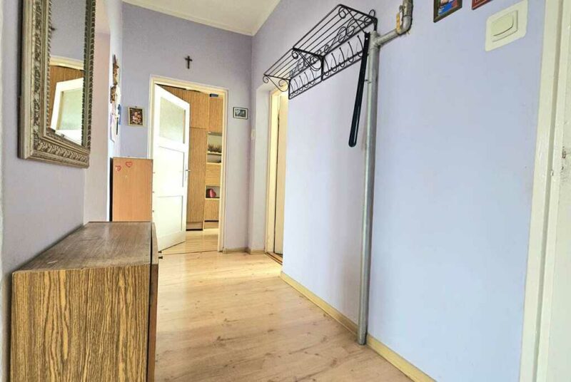 3 pokoje, cegła, piwnica, ciche centrum