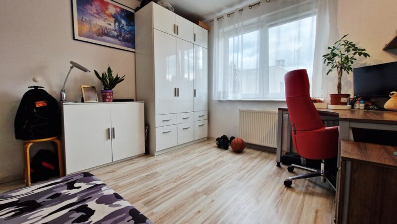 3 pokoje - Taras, balkon, miejsce w garażu + klima