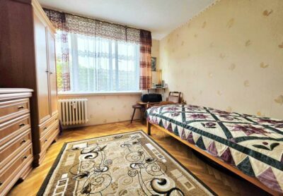 2 pok. w niskim bloku przy Królewicza Kazimierza!