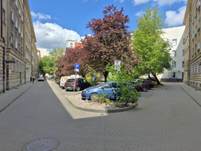 Rozkładowe 2 pokoje przy Placu Lotników