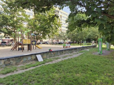 2 pok. ścisłe Centrum ładna kamienica po remoncie