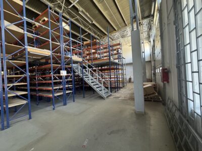 Hala magazynowa z biurami na wyynajem-460m2.