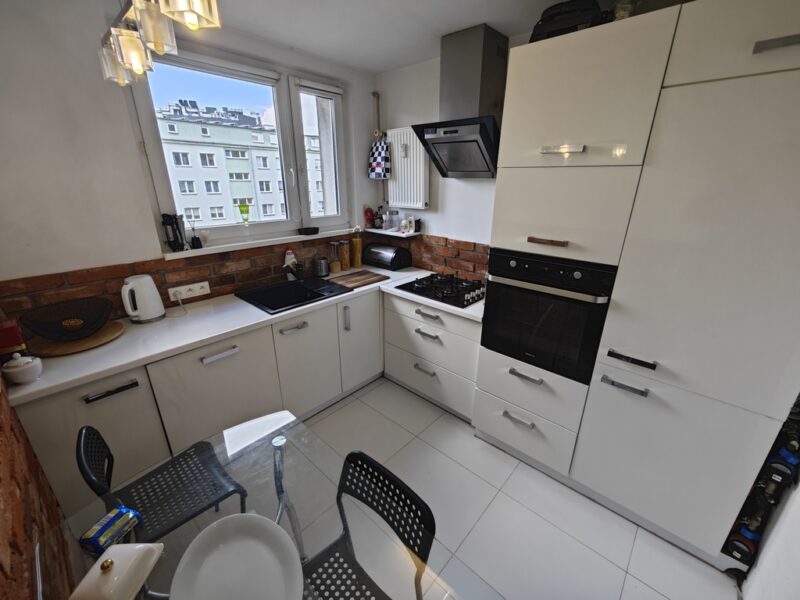 ul. Odzieżowa, 3pok, 55m2, 3 piętro, balkon !!!