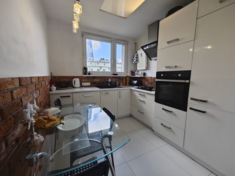 ul. Odzieżowa, 3pok, 55m2, 3 piętro, balkon !!!