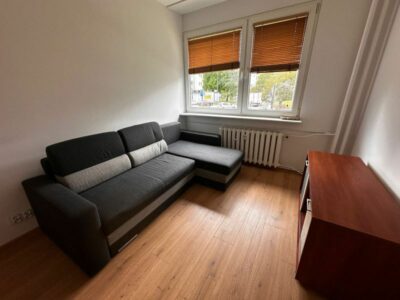 Do wynajęcia 2 pokoje na parterze.