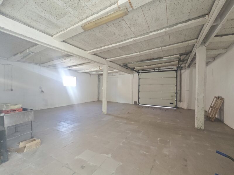Okolice Przecławia, hala na wynajem, 520m2.
