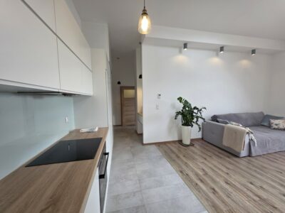 Przestronny apartament 3 pok. z dużym balkonem