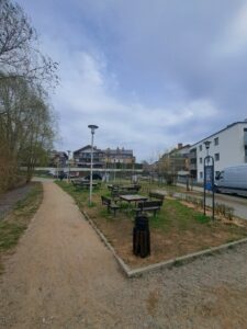 Przestronny apartament 3 pok. z dużym balkonem
