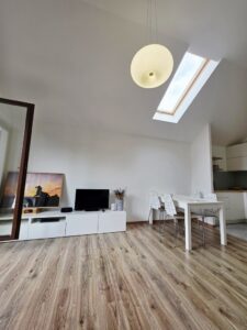 Przestronny apartament 3 pok. z dużym balkonem