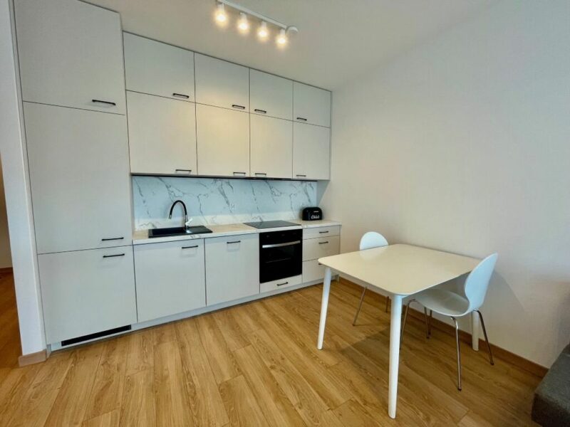 Nowoczesny apartament 3-pok. tuż nad Odrą (balkon)