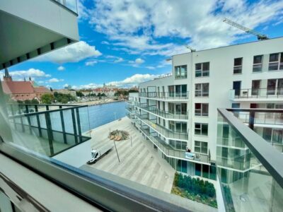 Nowoczesny apartament 3-pok. tuż nad Odrą (balkon)
