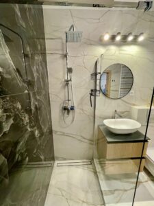 Nowoczesny apartament 3-pok. tuż nad Odrą (balkon)