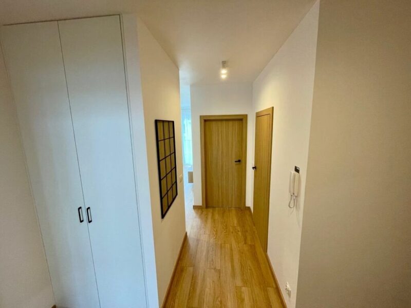 Nowoczesny apartament 3-pok. tuż nad Odrą (balkon)