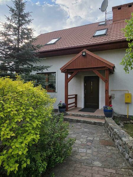 Dom dla rodziny szukającej spokojnej oazy.