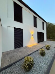 Dołuje piękny nowy wykończony dom 5 pokoi dz 520m2