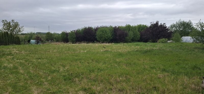 Działka 1425 m² z pozwoleniem – Trzebiatów