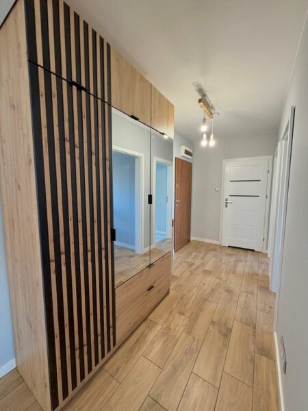 Łukasińskiego, 2 pok z osobną kuchnią i balkonem