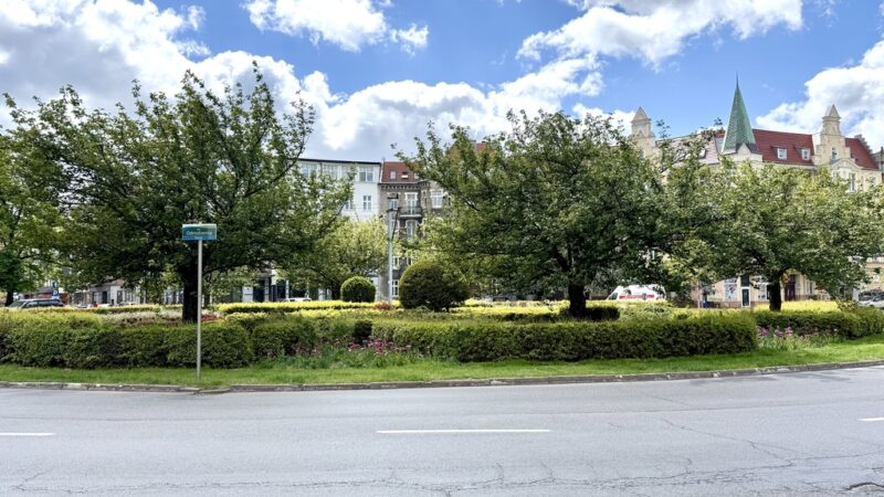 Na sprzedaż 3 pokoje z widokiem na Plac Odrodzenia