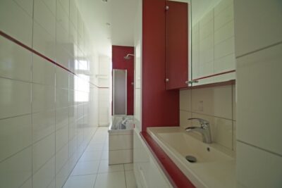 3 pok z oddzielną kuchnią