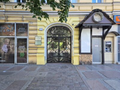 Przestronna kawalerka w Centrum po odświeżeniu